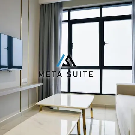 Sky Pool 4 Star Grade Stay In I-City Shah Alam Room photo